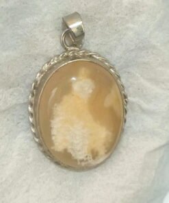 Mustika Maha Guru Tarika Gaib